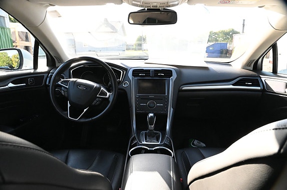 Ford Mondeo 8 of 16