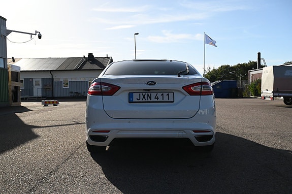 Ford Mondeo 5 of 16
