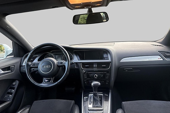 Audi A4 11 of 21
