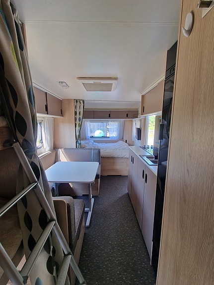 Adria 563 PT 6 of 9