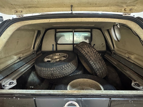 Nissan Navara 23 of 23