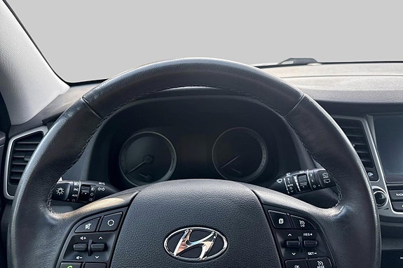 Hyundai Tucson 21 of 26