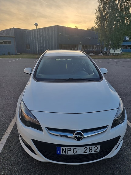 Opel Astra 14 of 26