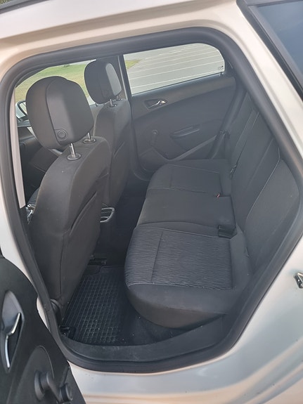 Opel Astra 12 of 26