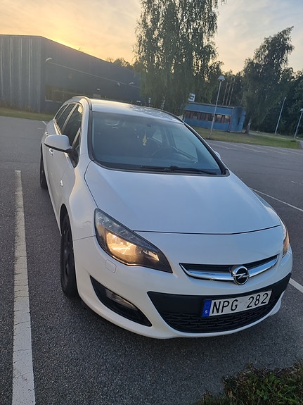 Opel Astra 25 of 26
