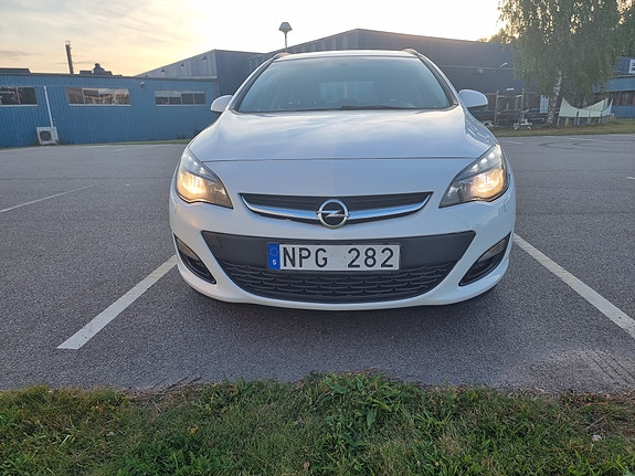 Opel Astra 6 of 26