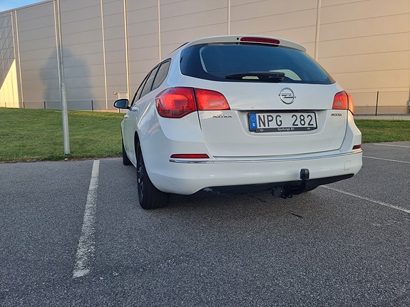 Opel Astra 5 of 26