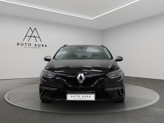 Renault Megane 2 of 18
