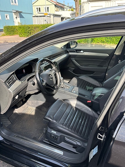 Volkswagen Passat 6 of 9