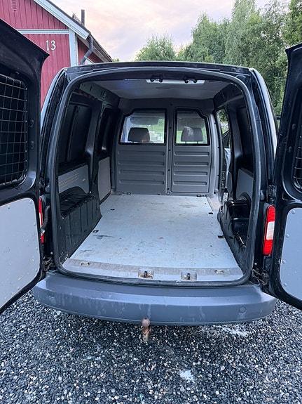 Volkswagen Caddy Maxi 7 of 8