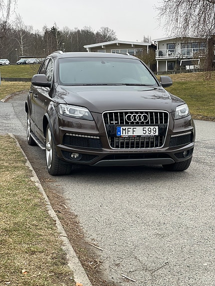 Audi Q7 3 of 10