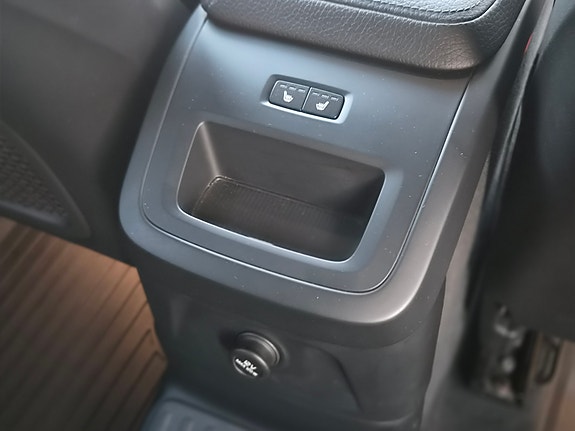 Volvo XC60 21 of 29