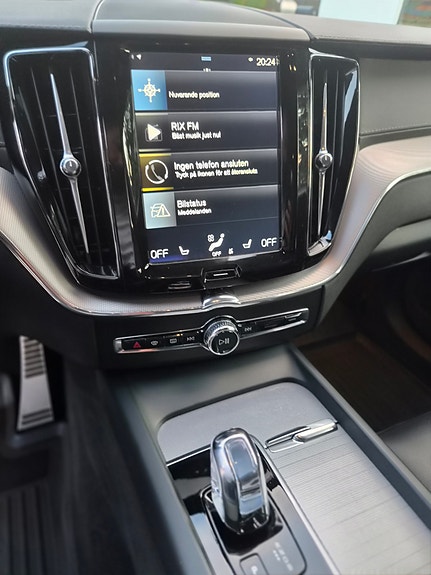 Volvo XC60 17 of 29
