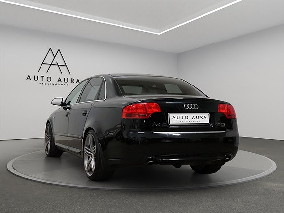 Audi A4 6 of 12