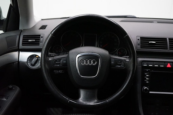 Audi A4 10 of 12