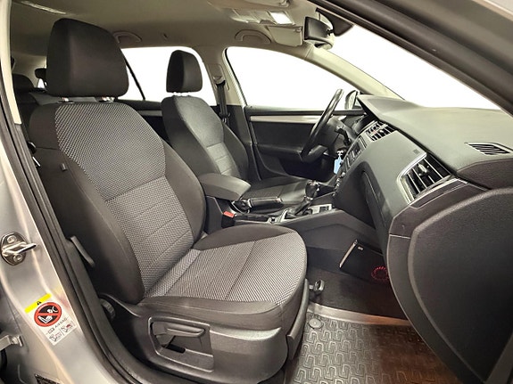 Skoda Octavia 11 of 29
