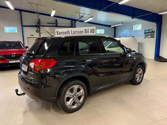 Suzuki Vitara 3 of 7