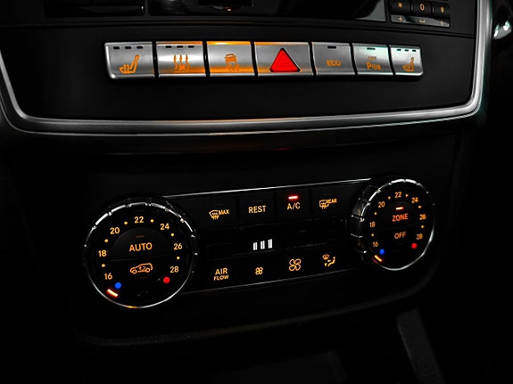 Mercedes-Benz GL350 30 of 30