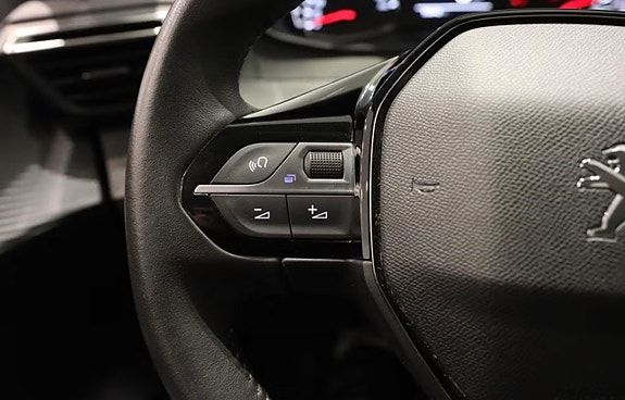 Peugeot 208 6 of 12