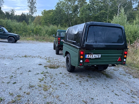 Land Rover Defender 110 5 of 6