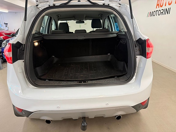 Ford Kuga 8 of 26