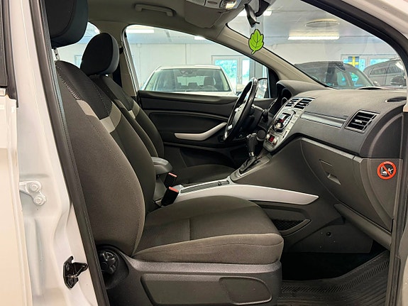 Ford Kuga 16 of 26