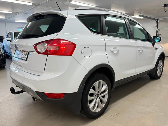 Ford Kuga 9 of 26