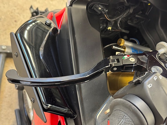 Aprilia RSV4 R | Arrow | APRC | Öhlins | GABRO | Quickshift | 184hk 8 of 16