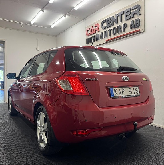 Kia Ceed 2 of 20