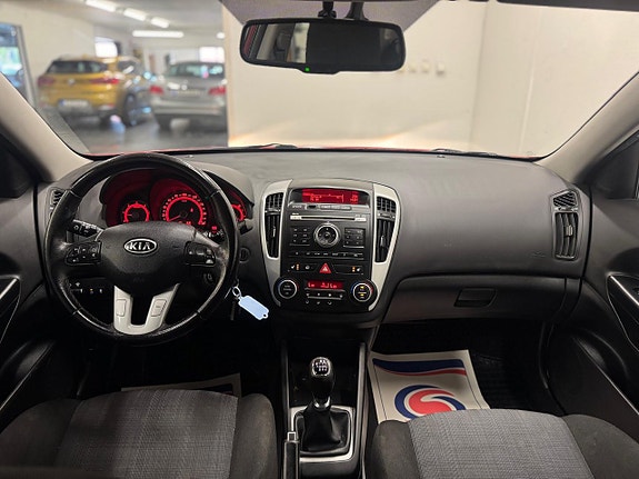 Kia Ceed 5 of 20