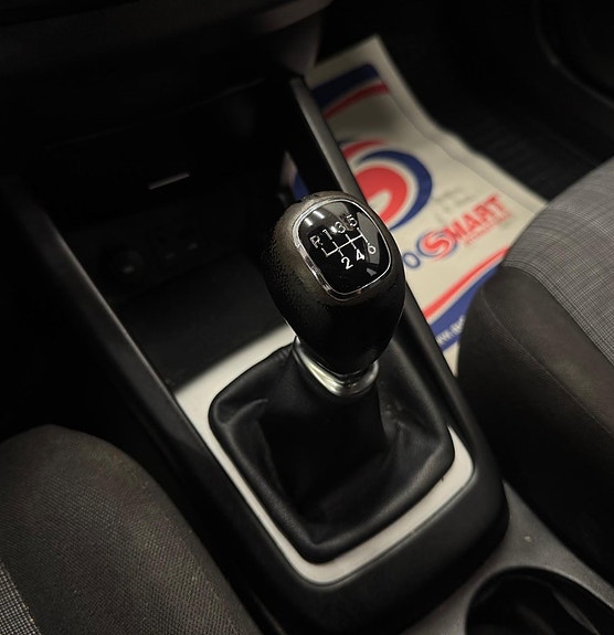 Kia Ceed 14 of 20