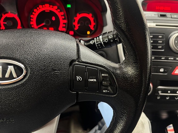 Kia Ceed 15 of 20