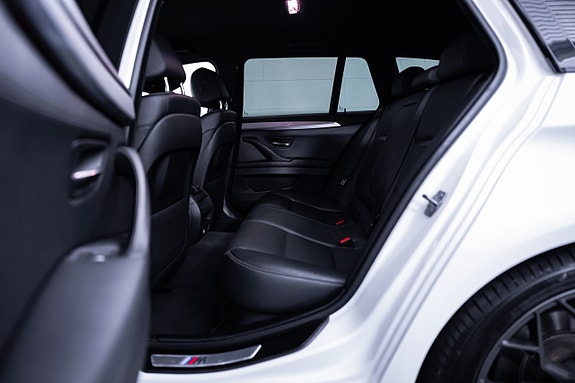 BMW 520d 25 of 27
