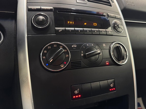 Mercedes-Benz B170 7 of 18