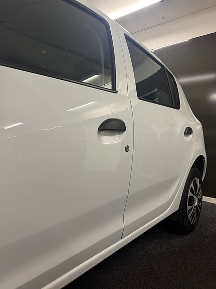 Dacia Sandero 5 of 9