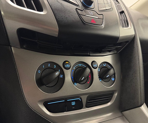 Ford Focus 10 of 21
