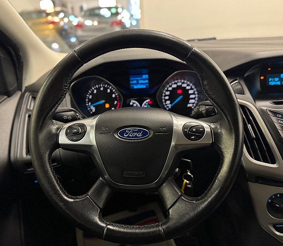 Ford Focus 7 of 21
