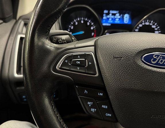 Ford Focus 14 of 23