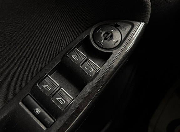 Ford Focus 20 of 23