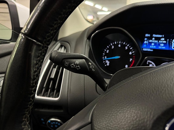 Ford Focus 17 of 23