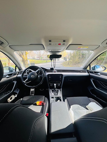 Volkswagen Passat Alltrack 13 of 13