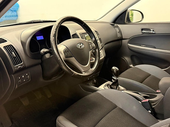 Hyundai i30 17 of 25