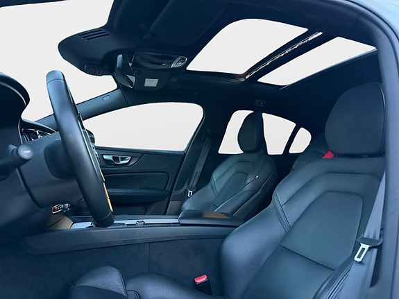 Volvo S60 21 of 30