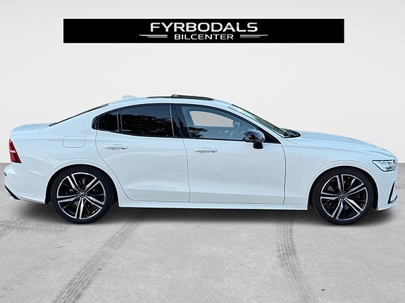 Volvo S60 3 of 30