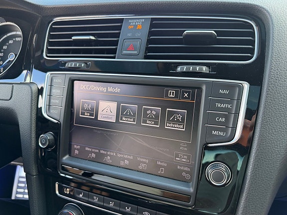 Volkswagen Golf I 27 of 30