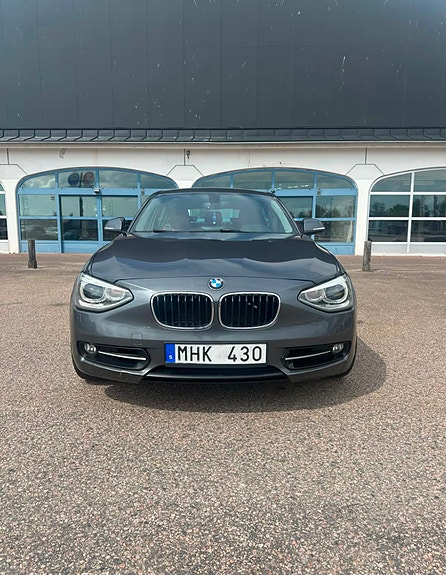 BMW 120d 3 of 8