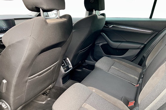 Skoda Octavia Scout 10 of 11