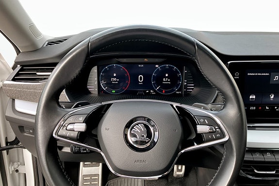 Skoda Octavia Scout 9 of 11