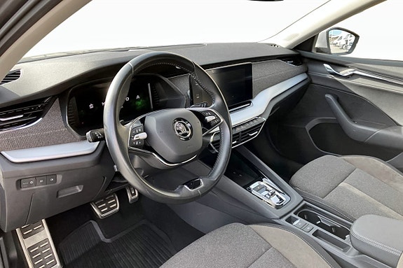 Skoda Octavia Scout 9 of 22