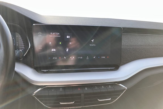 Skoda Octavia Scout 15 of 22